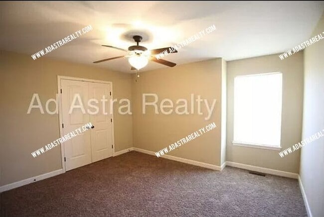 Building Photo - Beautiful Townhome in Platte City-Availabl...