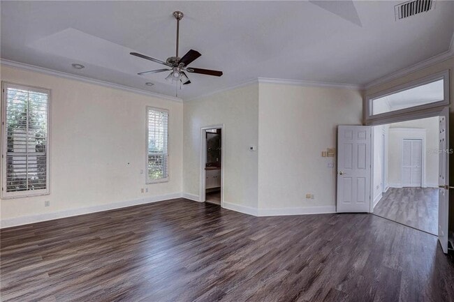 Building Photo - 2208 Hampstead Ct