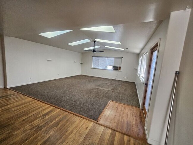 Building Photo - 3bed 2bath Northwest Reno Home, A must see