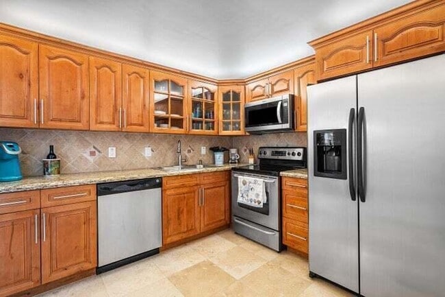 Building Photo - 3546 S Ocean Blvd