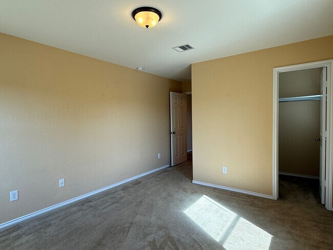Building Photo - 2250 Howry Dr