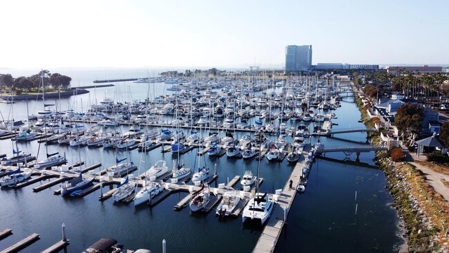 Building Photo - 520 Glover Avenue #C C