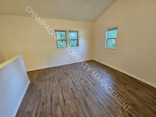 Building Photo - 8104 McGee St