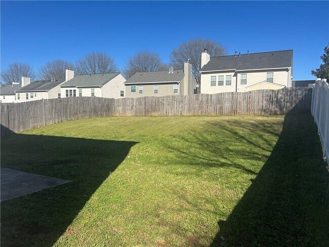 Building Photo - 4197 Grant Forest Cir