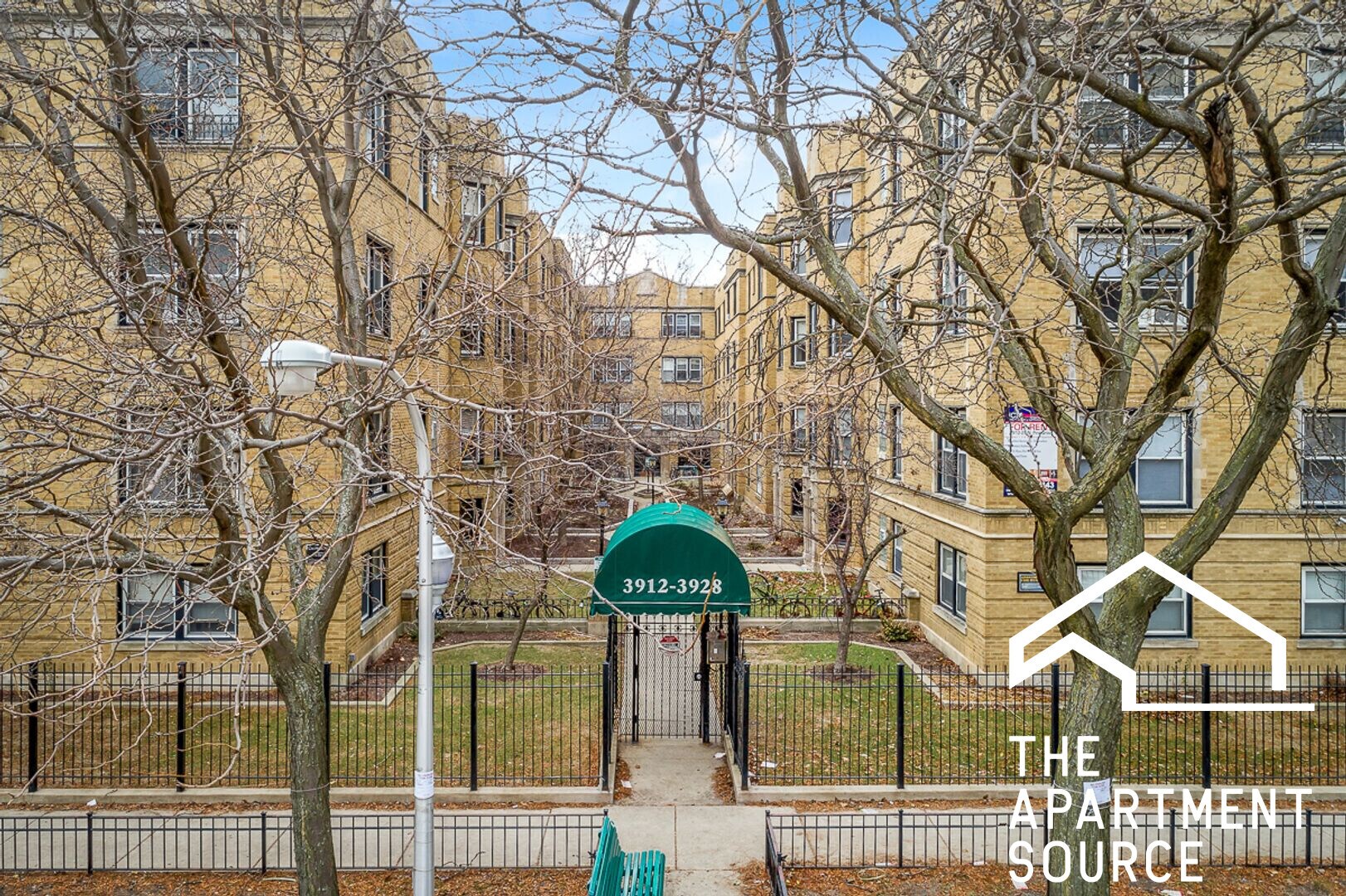 Building Photo - 3915 N Pine Grove Ave