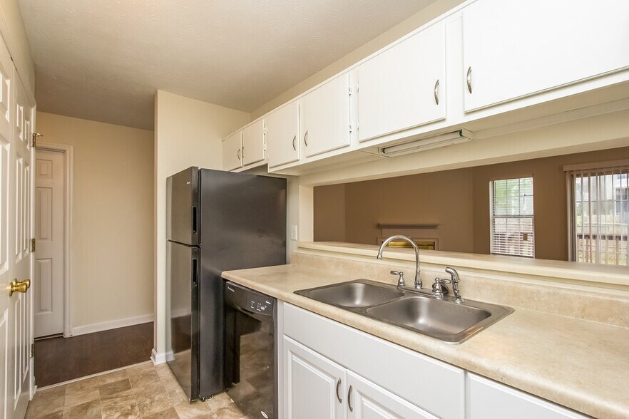 Building Photo - 1480 Devon Mill Way