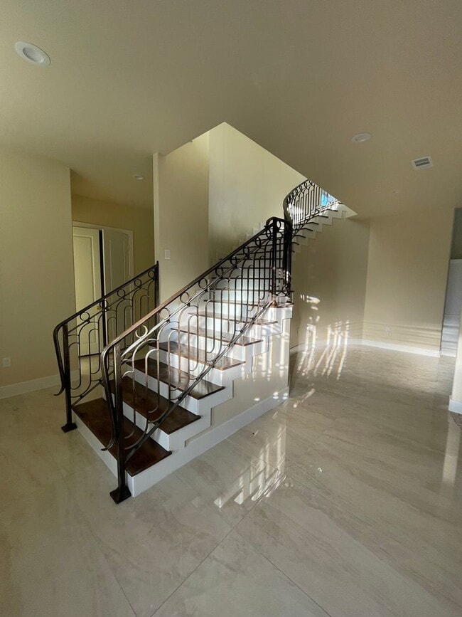 Building Photo - 2802 Tom Morris Rd