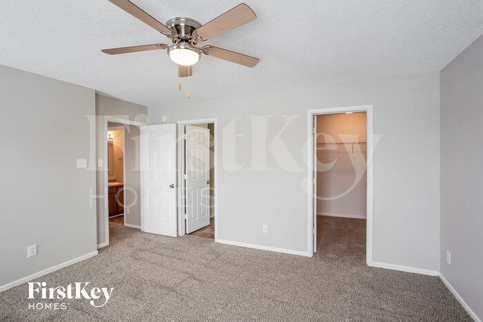Building Photo - 14735 Fawn Hollow Ln