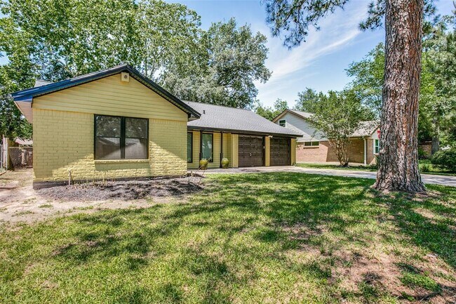 Building Photo - 2015 Ganyard Dr