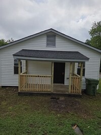 Building Photo - Newly remodeled home is located in Lancaster, SC 29720.