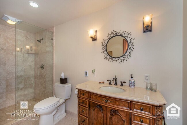 Building Photo - Stunning 4 Bedroom / 2 Bathroom Home Surrounded by Vineyards & Breathtaking Views