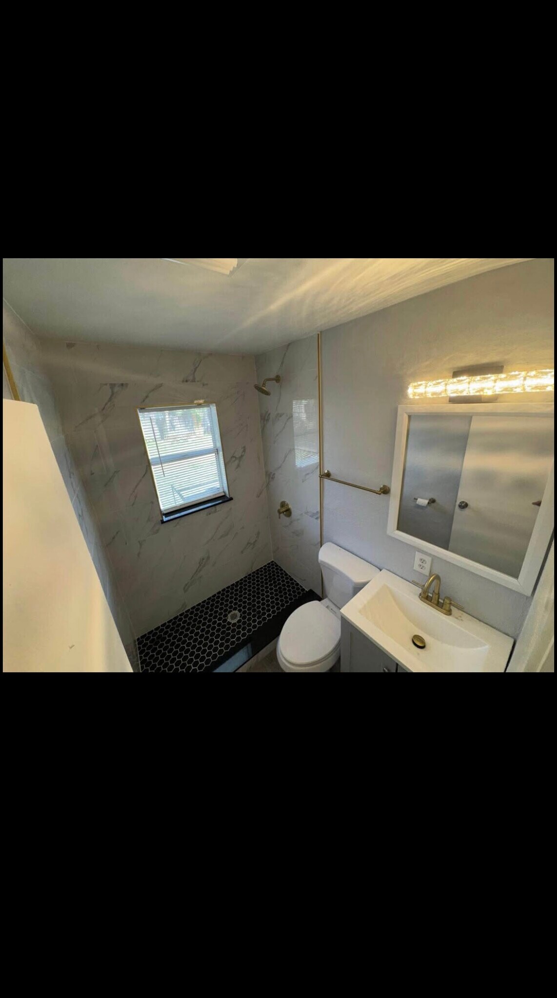 Building Photo - 3719 138th Ave