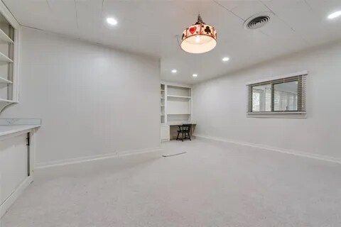Building Photo - 1215 Annapolis Dr