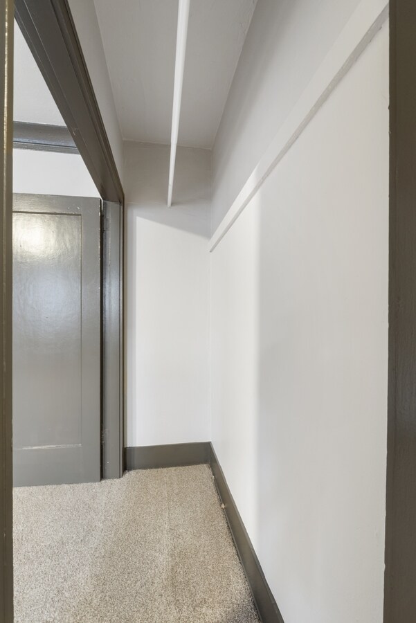 Building Photo - 16 N Broadway St