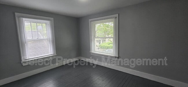 Building Photo - 1726 Tecumseh St