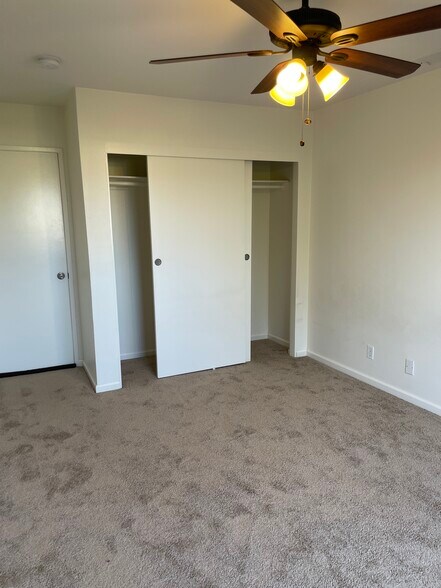 Closet - 22506 Quinta Rd