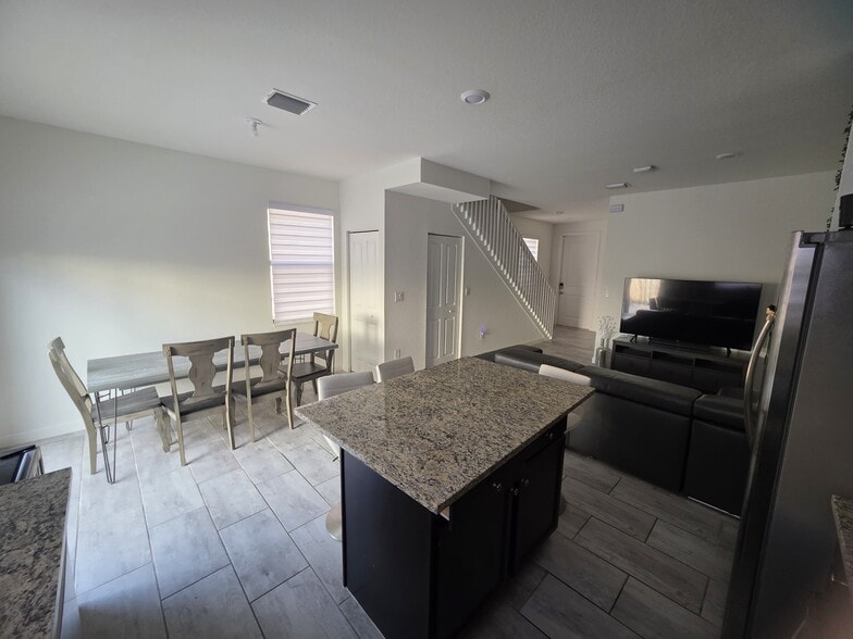 Building Photo - 11363 SW 250th Ter