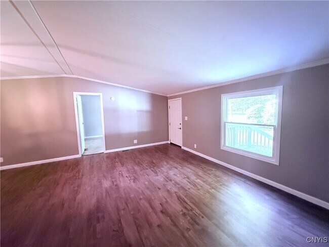 Building Photo - 68 Bingham Rd