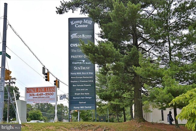 Building Photo - 901 Kenbrook Dr