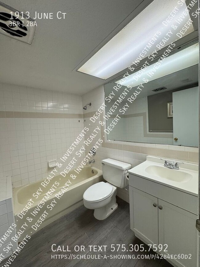 Building Photo - 1913 June Ct