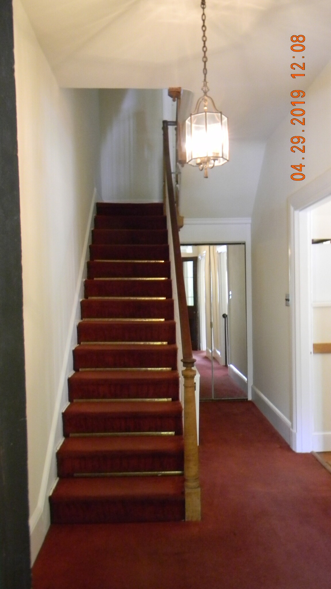 Foyer - 311 N High St