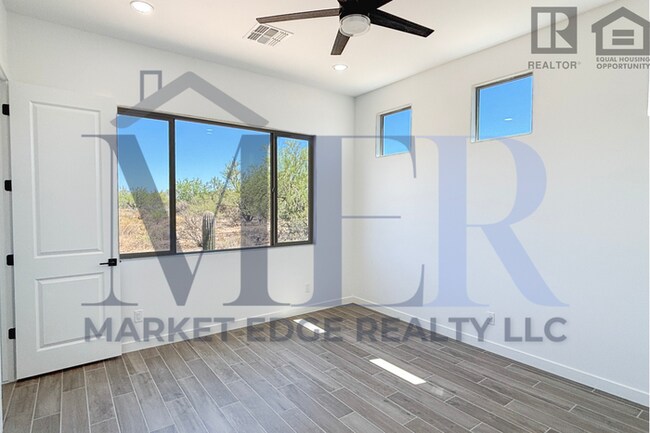 Building Photo - 3Bed/2Bath Home in North Scottsdale! Ready...