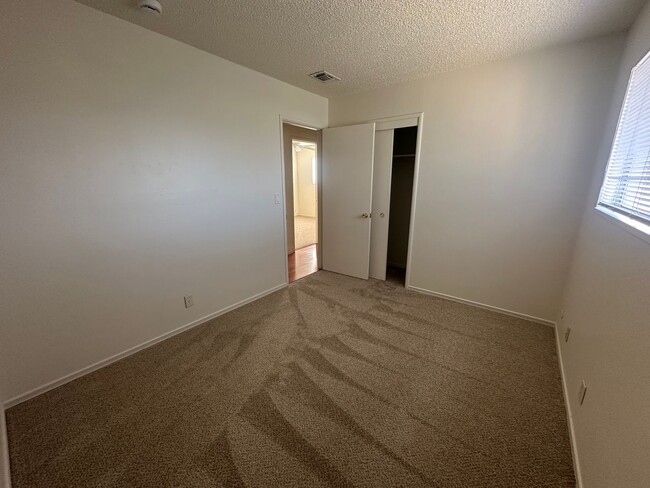 Building Photo - Recently Updated 4 Bedroom Home with Yard
