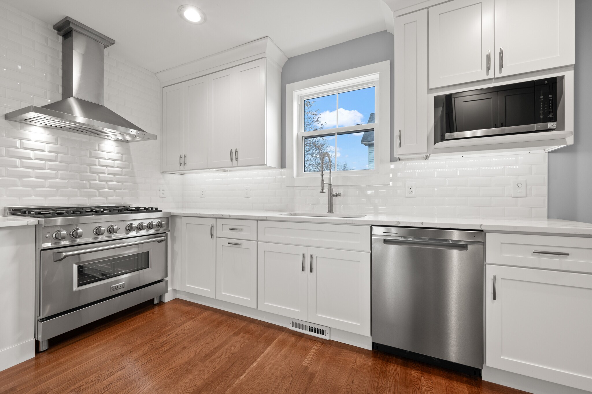 Kitchen - 16 West Rd