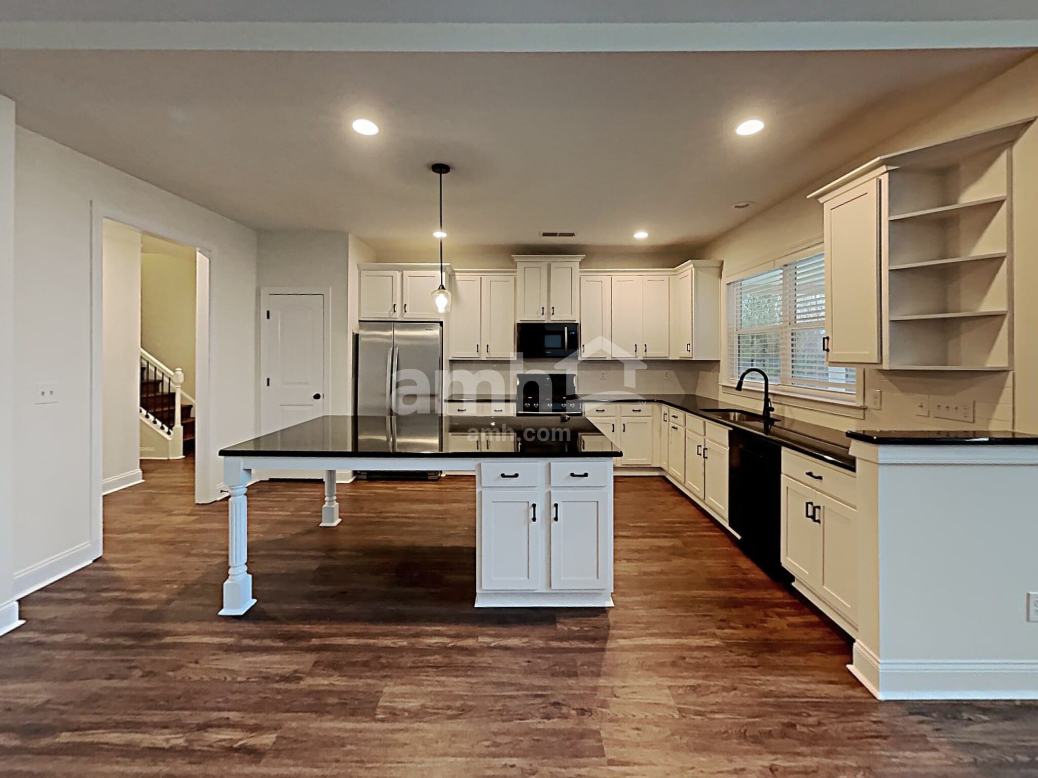 Building Photo - 776 Somersby Dr