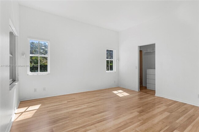 Building Photo - 4202 Sabal Ridge Cir
