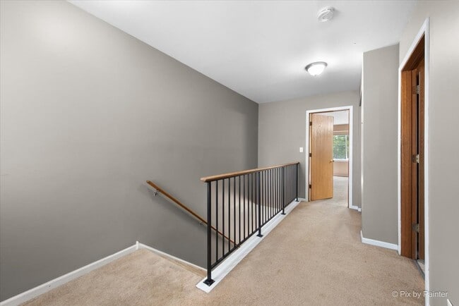 Building Photo - 2813 Odlum Dr