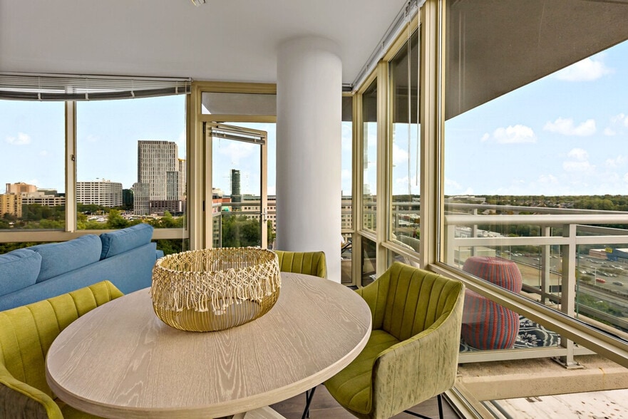 Building Photo - 8516 Leesburg Pike