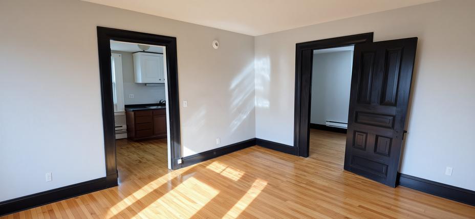 Building Photo - 283 Front Ave