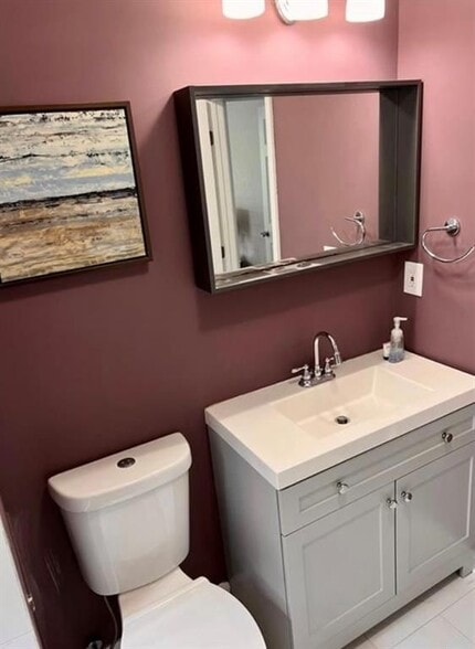 Building Photo - 1277 Blvd Lorraine SW