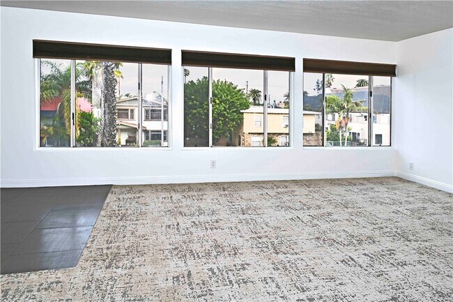 Building Photo - 1250 E Ocean Blvd