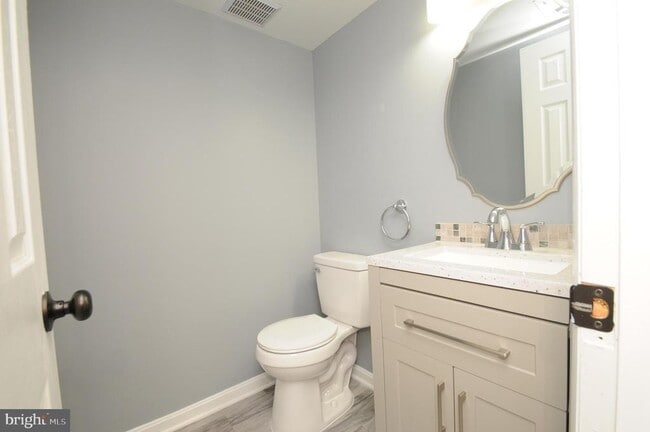 Building Photo - 7803 Whistling Pines Ct