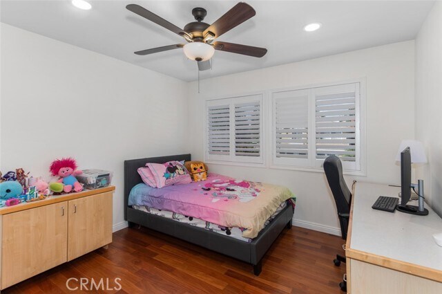 Building Photo - 4 Bayview