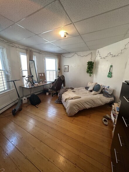 Building Photo - 50 Fisher Ave