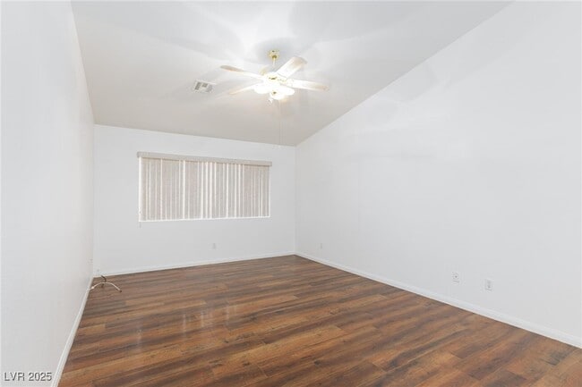 Building Photo - 10022 Catalina Canyon Ave