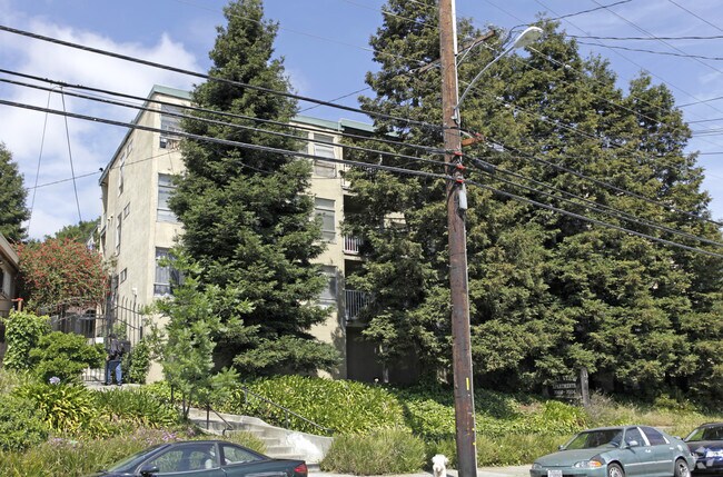 Building Photo - Bay View Apartments