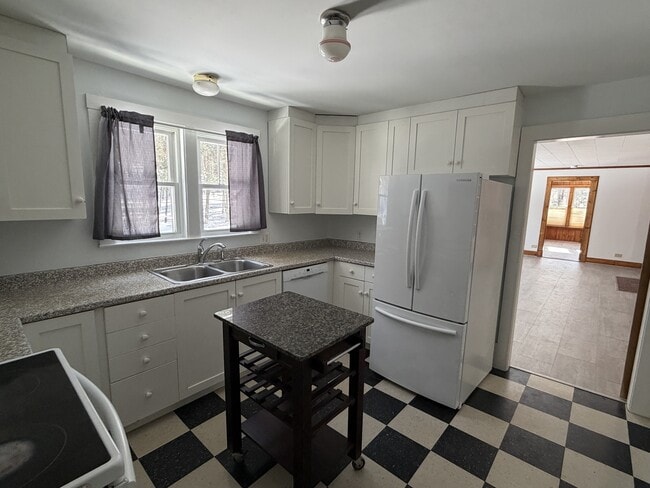 Building Photo - 2 Davcarley Rd