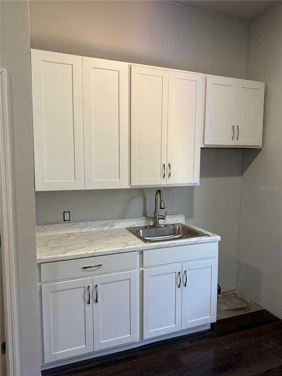 Building Photo - 1532 Reade Cir