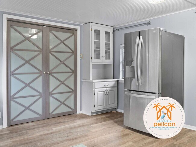 Building Photo - Cozy Studio in Pensacola