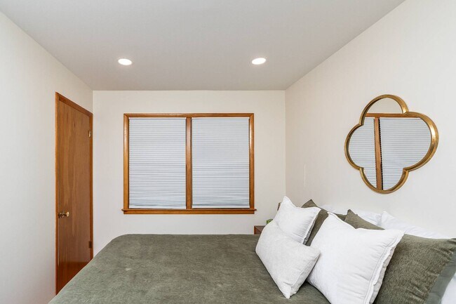 Building Photo - 80 Wertman Ln