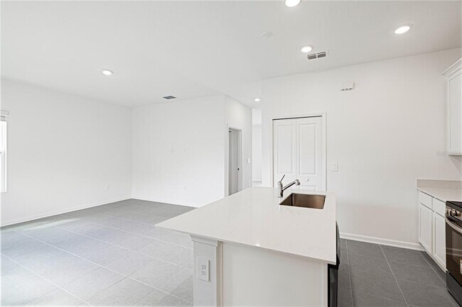 Building Photo - 5812 Meditation Dr