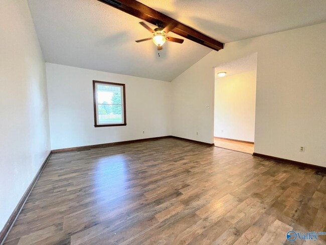 Building Photo - 112 Hazelwood Dr