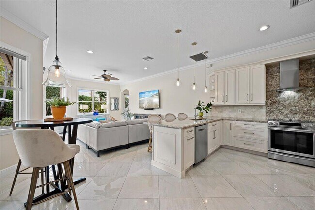 Building Photo - 4241 Wellington Shores Dr