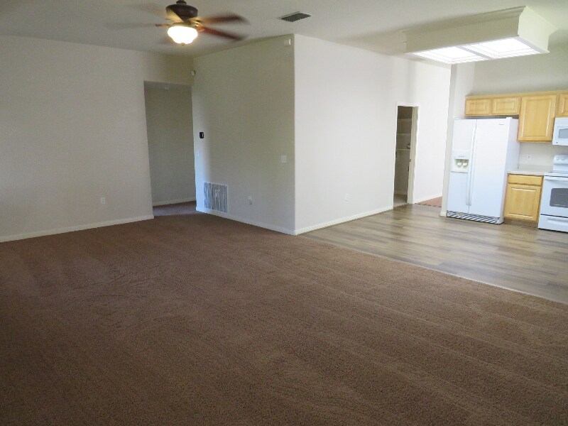 Building Photo - 3918 Southern Grove