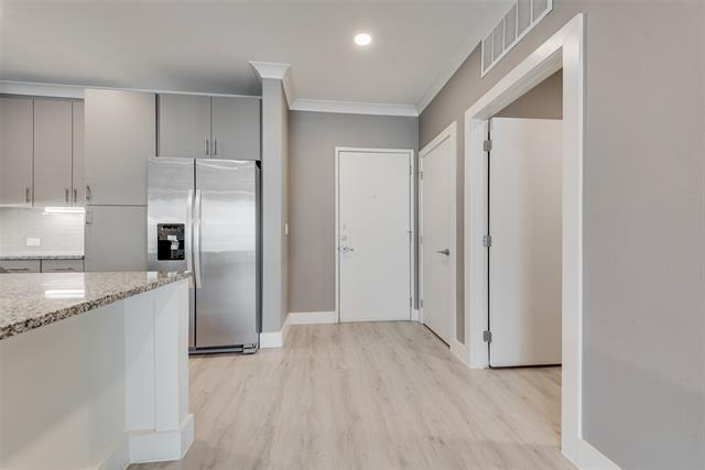 Building Photo - 3517 Windhaven Pkwy