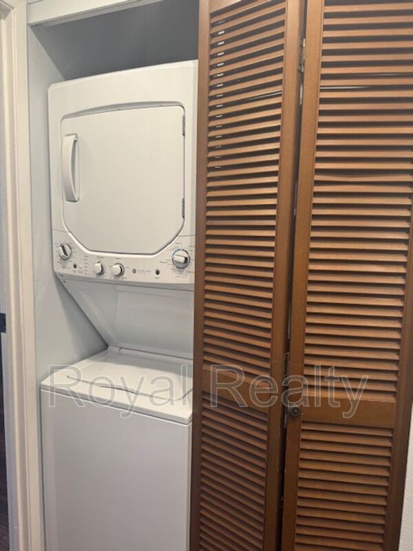 Building Photo - 98-450-450 Koauka Loop